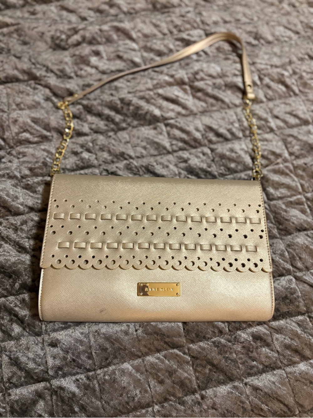 Anne Klein Metallic Gold Scalloped Flap‎ NWOT Purse LOOK@PICTURES #1437
